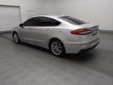 Used 2019 Ford Fusion SE image 3