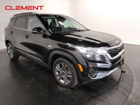 Used 2023 Kia Seltos S image 3