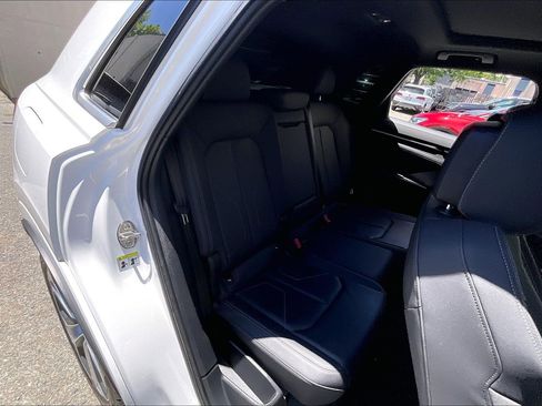 Used 2020 Audi Q3 2.0T Prestige AWD/4WD image 26
