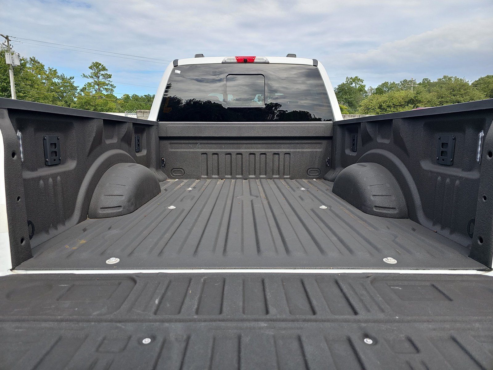 Used 2024 Ford F250 Lariat w/ FX4 Off-Road Package AWD/4WD image 12