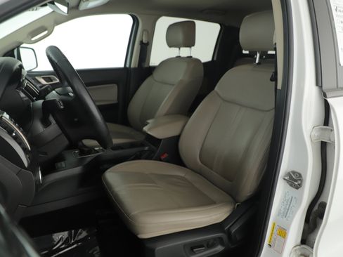 Used 2022 Ford Ranger Lariat w/ Equipment Group 501A High image 10