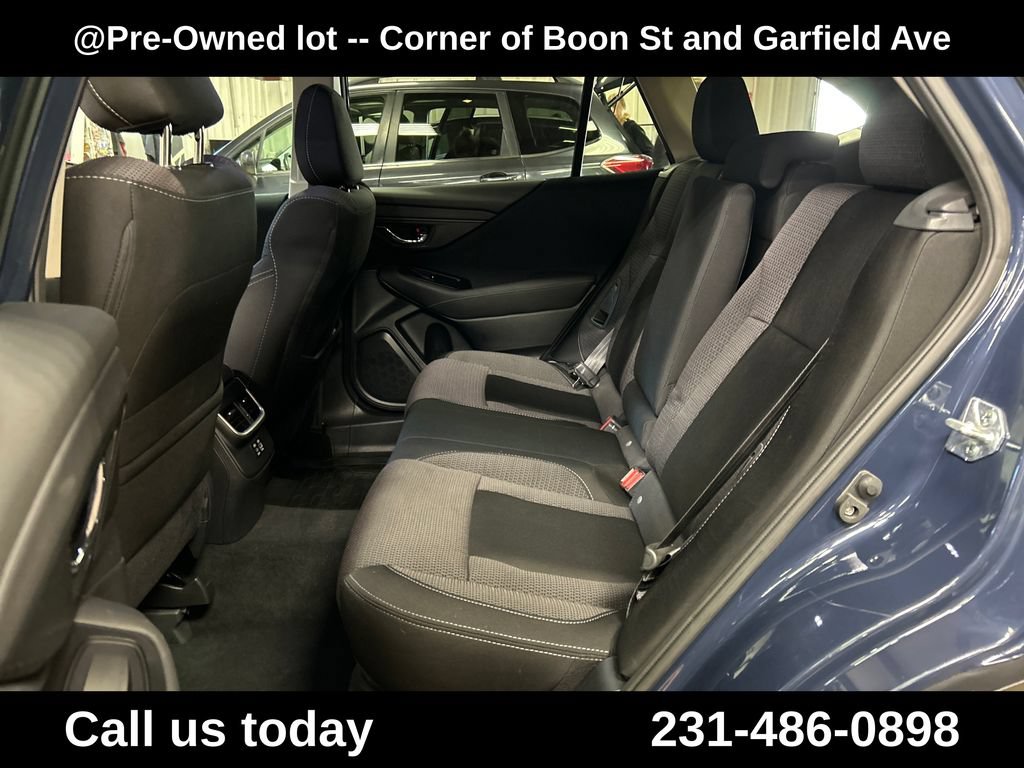 Used 2024 Subaru Outback Premium AWD/4WD image 26