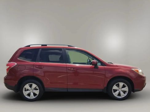 Used 2014 Subaru Forester 2.5i Premium w/ All-Weather Package AWD/4WD image 5