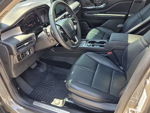 Used 2025 Lincoln Corsair FWD w/ Equipment Group 101A image 9