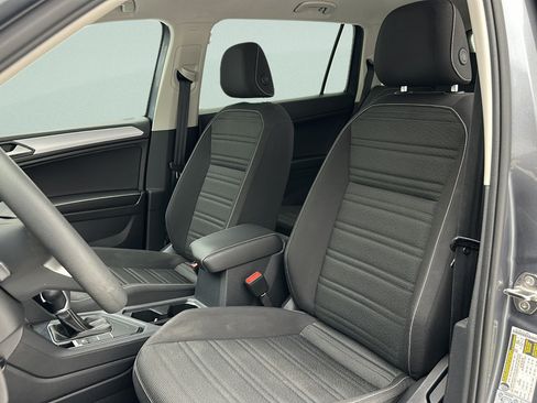 Used 2022 Volkswagen Tiguan S FWD image 14
