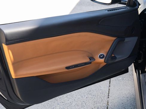 Certified 2018 Ferrari GTC4Lusso image 30