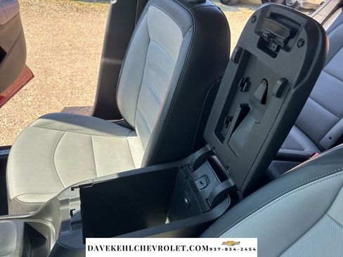 Used 2018 Chevrolet Equinox Premier image 18