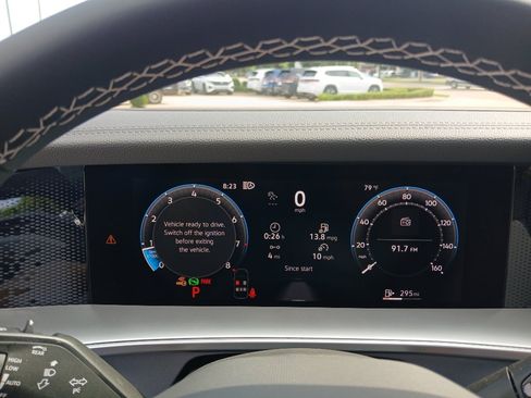 New 2026 Volkswagen Tiguan SE FWD image 13