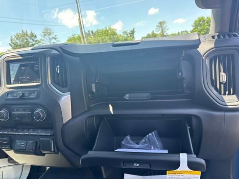 New 2026 Chevrolet Silverado 2500 Custom w/ Custom Value Package AWD/4WD image 34