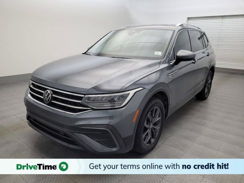 Used 2023 Volkswagen Tiguan SE FWD image 1