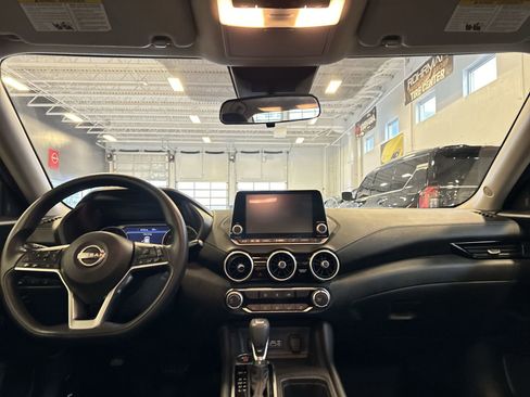 Used 2024 Nissan Sentra SV image 22