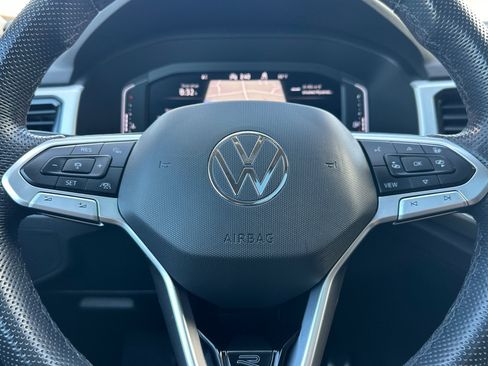 Used 2022 Volkswagen Atlas SEL R-Line image 24