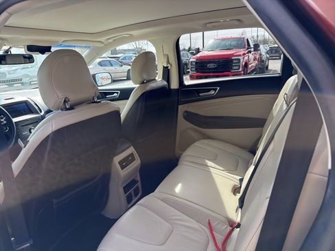 Used 2015 Ford Edge Titanium w/ Technology Package image 16