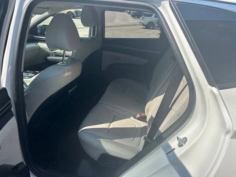 Used 2023 Hyundai Tucson Limited AWD/4WD image 16
