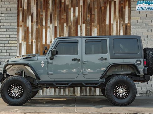 Used 2015 Jeep Wrangler Unlimited Sport w/ Quick Order Package 24S AWD/4WD image 3