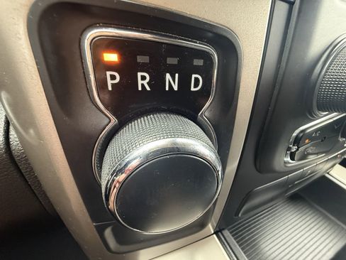 Used 2015 RAM 1500 Lone Star image 26