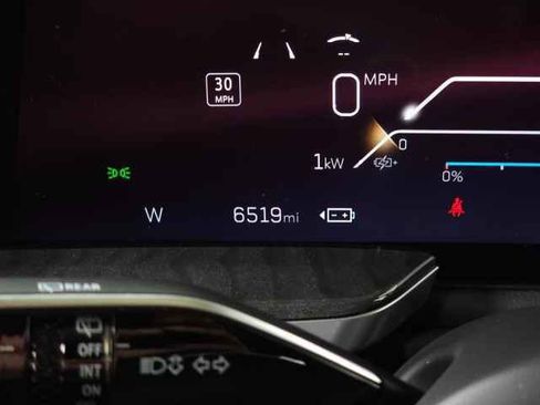 Used 2025 Cadillac Escalade IQ Sport 2 image 28