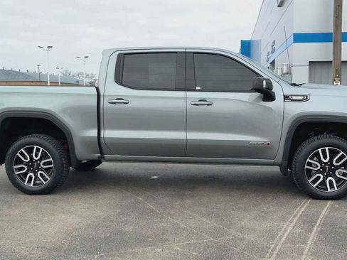 Certified 2024 GMC Sierra 1500 AT4 w/ Technology Package image 9