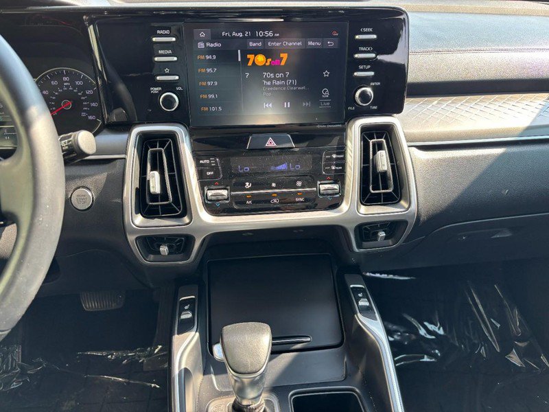 Used 2021 Kia Sorento S FWD image 17