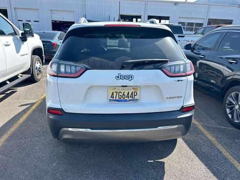 Used 2019 Jeep Cherokee Limited FWD image 4