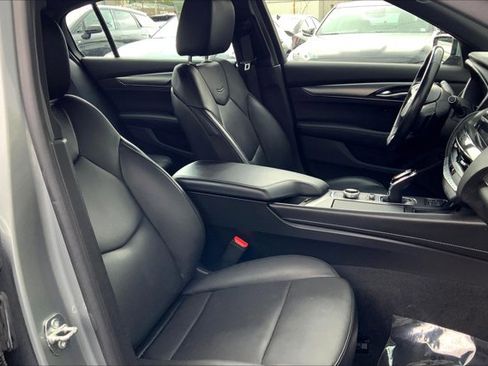 Used 2023 Cadillac CT5 Luxury image 6