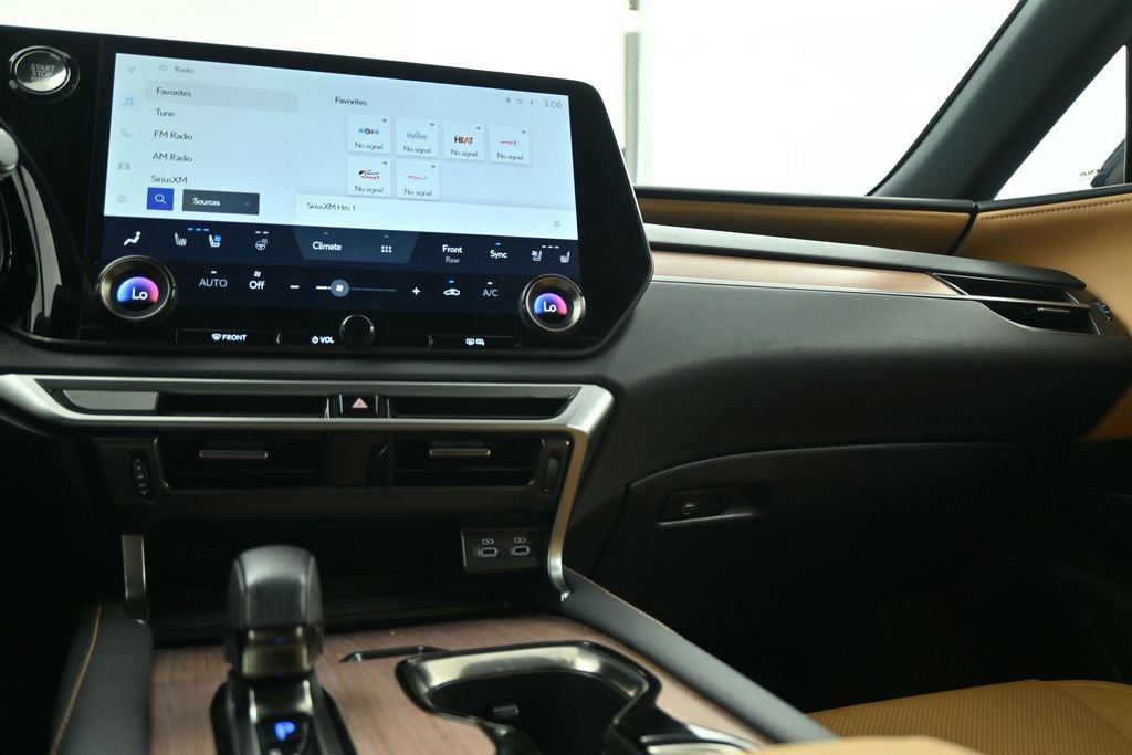 Used 2023 Lexus RX 350 Premium w/ Cold Area Package FWD image 18