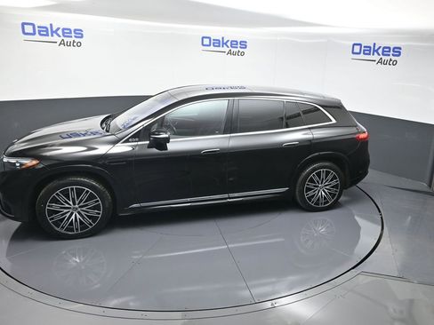 Used 2023 Mercedes-Benz EQS 580 4MATIC SUV image 51