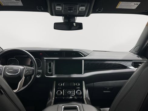 Used 2021 GMC Yukon Denali image 21