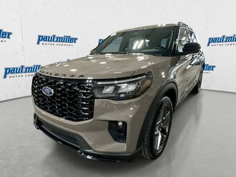 Used 2026 Ford Explorer ST-Line w/ ST-Line Street Pack AWD/4WD image 1