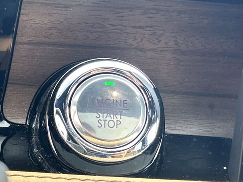 Certified 2022 Lincoln Corsair Reserve w/ Equipment Group 201A image 25