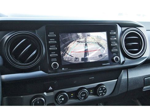 Used 2020 Toyota Tacoma SR image 27