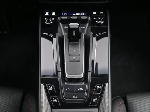 Certified 2026 Porsche 911 Carrera 4 GTS AWD/4WD image 18