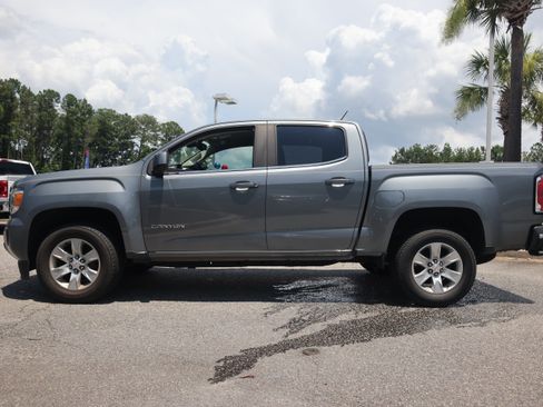 Used 2018 GMC Canyon SLE w/ SLE Convenience Package RWD image 2