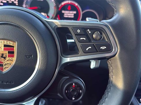 Used 2022 Porsche Cayenne S Platinum image 15