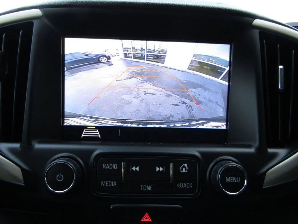 Used 2018 GMC Terrain Denali w/ Comfort Package AWD/4WD image 19