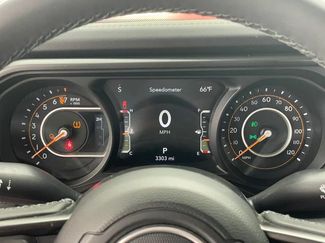 Used 2025 Jeep Gladiator Mojave video 2