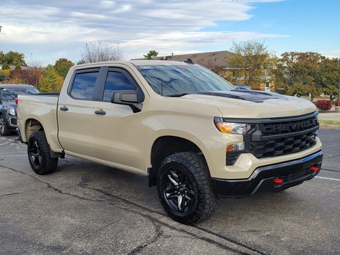 Used 2022 Chevrolet Silverado 1500 Custom Trail Boss image 30