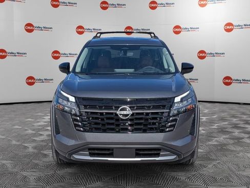 New 2026 Nissan Pathfinder Platinum image 2