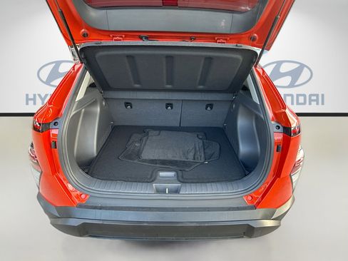 Certified 2024 Hyundai Kona SEL w/ Convenience Package image 24