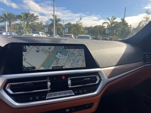 Used 2020 BMW 330i Sedan w/ Convenience Package image 40