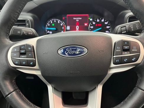 Certified 2023 Ford Explorer Limited w/ Equipment Group 301A image 23