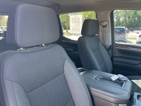 Used 2022 Chevrolet Silverado 1500 RST w/ Rally Edition AWD/4WD image 34