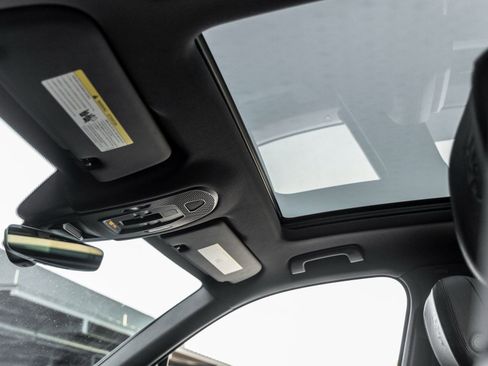 Certified 2025 Porsche Cayenne image 22