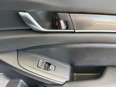 Certified 2022 Honda Accord Sport image 21
