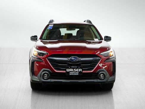 Used 2025 Subaru Outback Premium AWD/4WD image 8