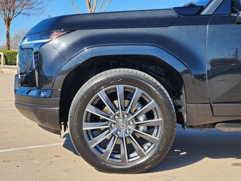 Certified 2025 Lexus GX 550 image 9