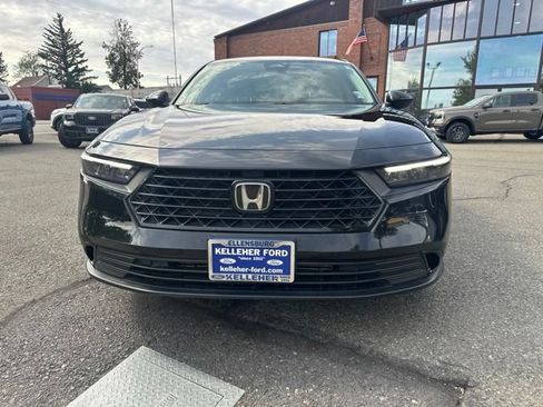 Used 2023 Honda Accord EX image 8