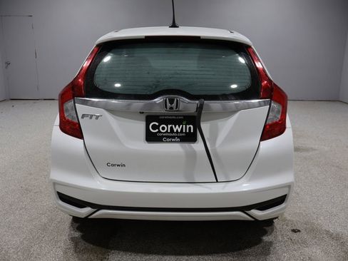 Used 2018 Honda Fit EX image 3