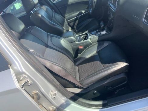 Used 2021 Dodge Charger SXT w/ Leather Interior Group RWD image 13