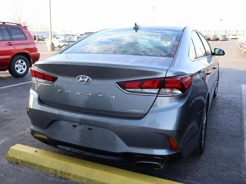 Used 2018 Hyundai Sonata Limited image 17